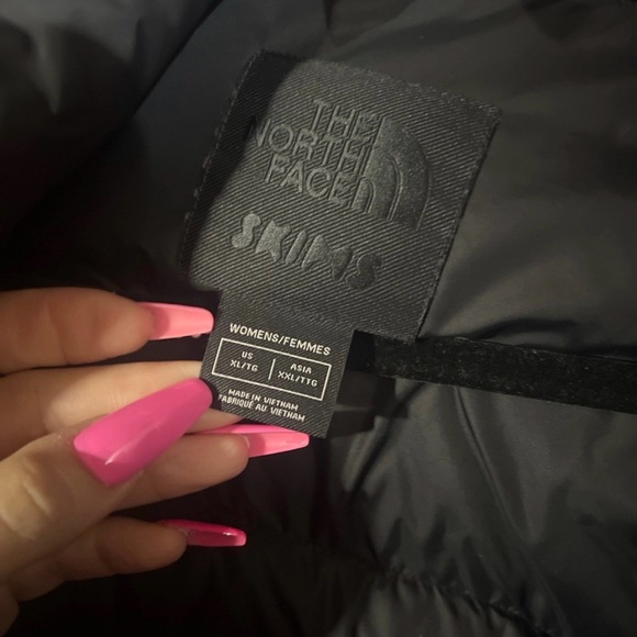 THE NORTH FACE X SKIMS 2000 RETRO NUPTSE JACKET - Picture 7 of 10